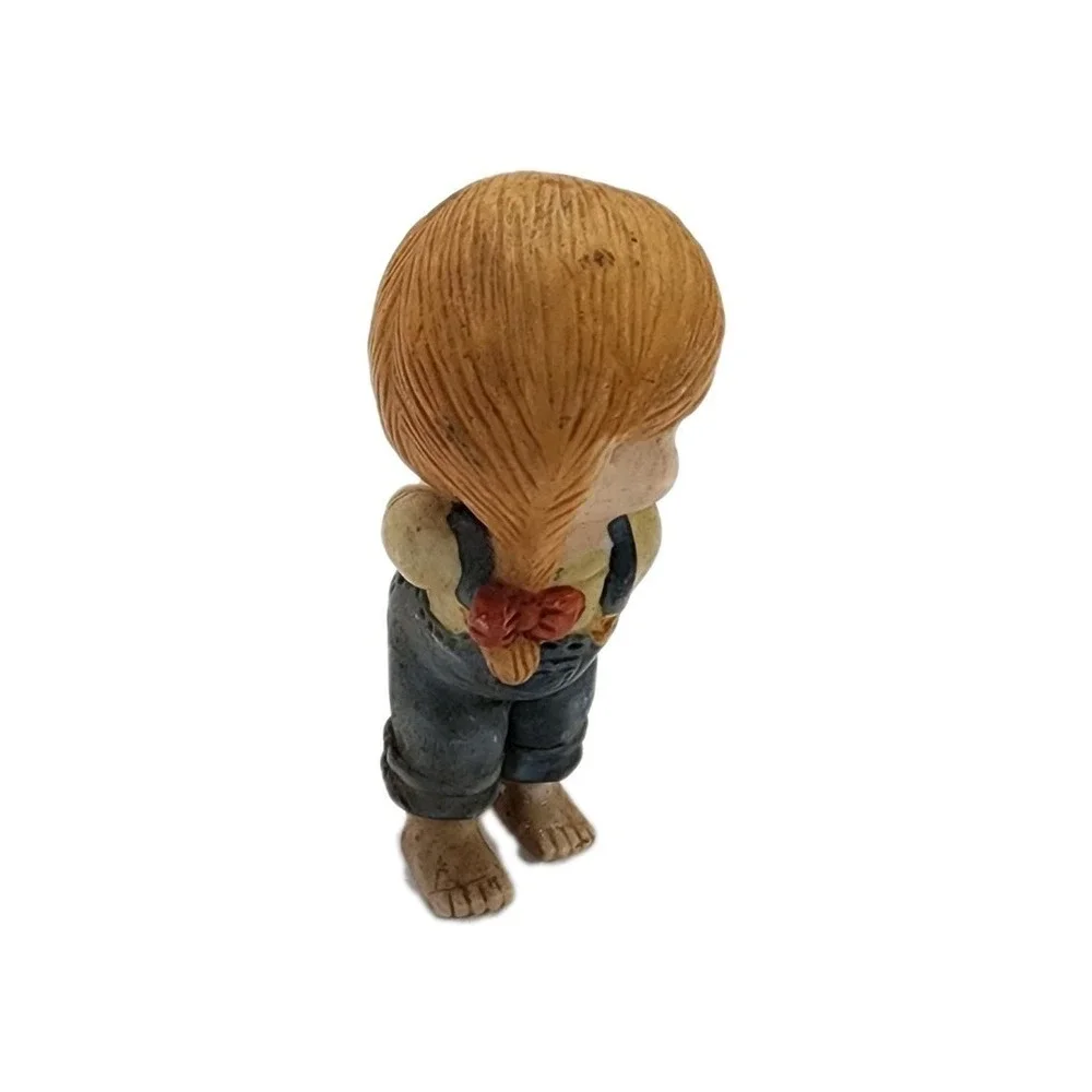 Vtg Enesco Country Girl Cousin Figurine 1981  3.5 Inch